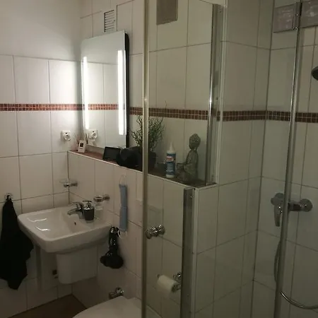 Luxury In Duisburg-rahm - Business & Leisure - 'netflix-minibar' شقة *